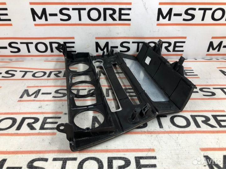 Накладка панели Bmw 6-Series E63 N62B44A 2004