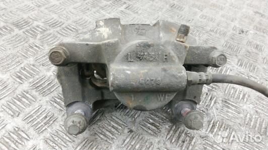 Суппорт тормозной передний правый jeep cherokee KL