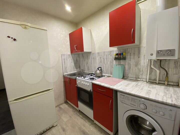 1-к. квартира, 30 м², 4/4 эт.