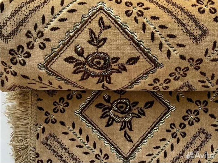 Накидки на диван и кресла (ковровые)