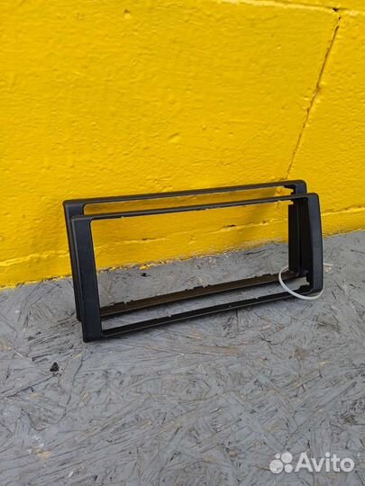 Бмв е39 рамка монитор широкий