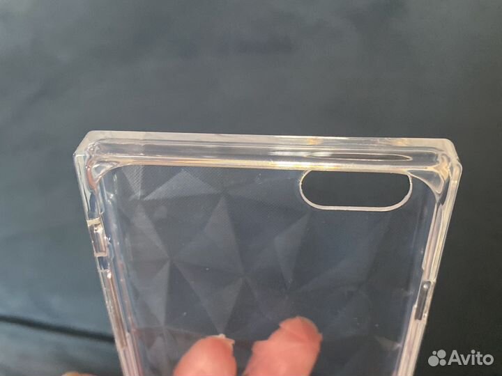 Чехол на iPhone 7