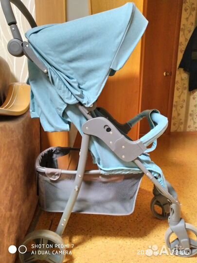 Прогулочная коляска