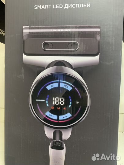 Продаю вертикальный пылесос Redmond VH1312