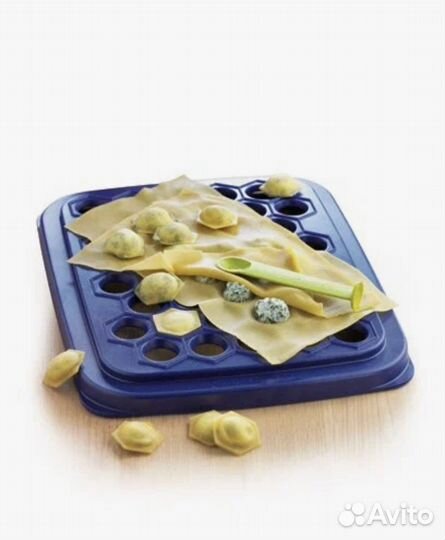 Tupperware пельменница