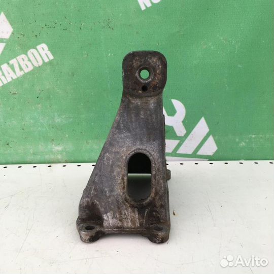 Кронштейн двигателя левый Сузуки Гранд Витара