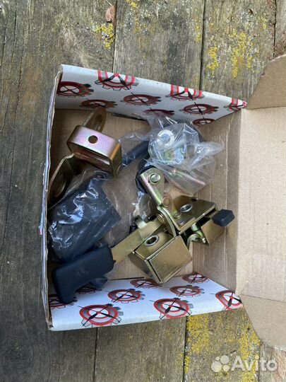 Ручка правой двери