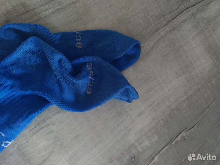 Футбольные гетры kipsta