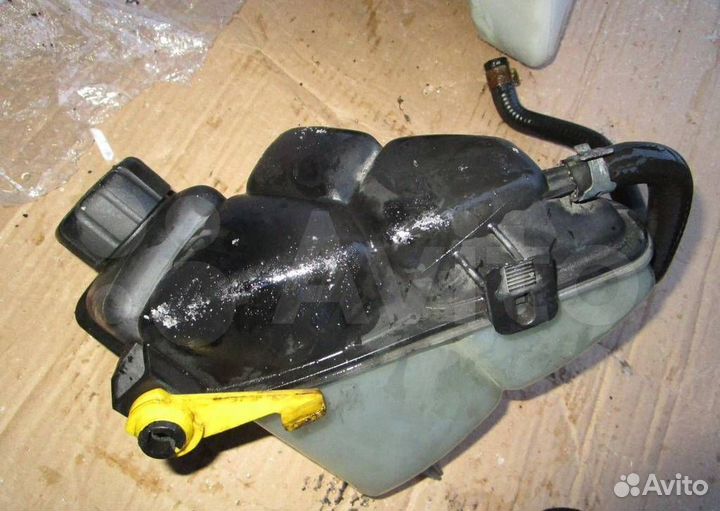 Бачок расширительный Mercedes-Benz Vaneo W414 2002