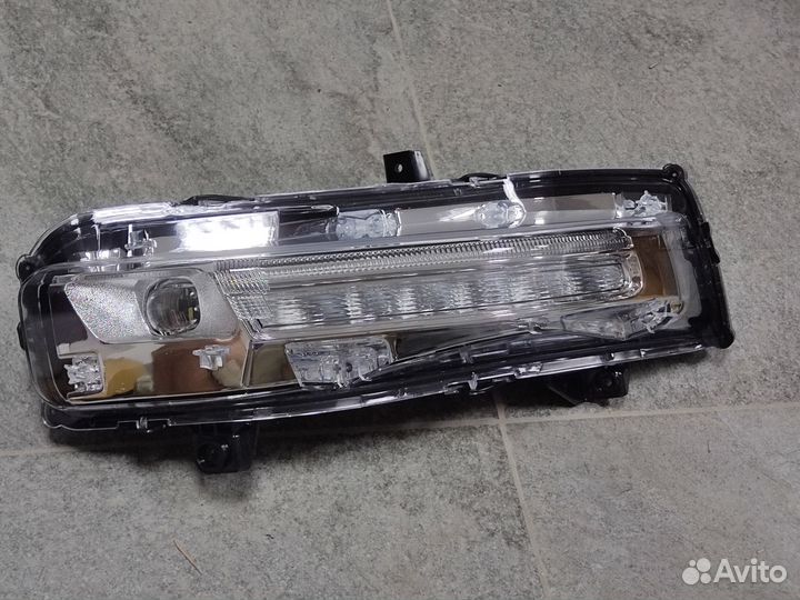 Противотуманка Ford Mustang 2018-2022