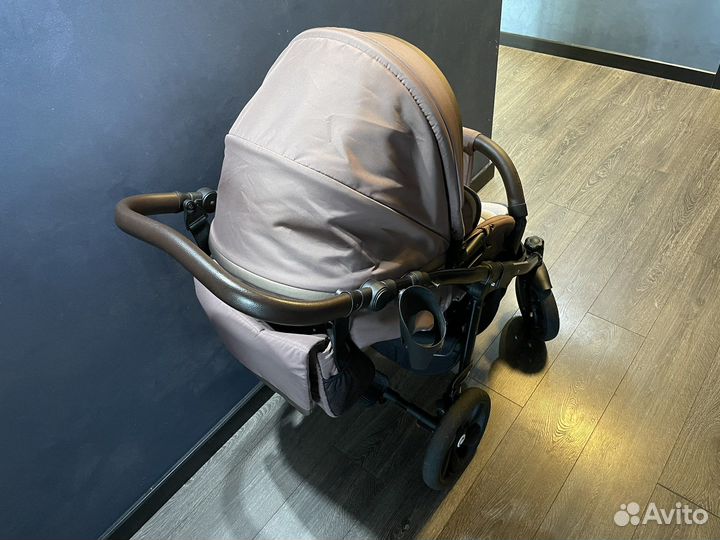 Коляска 2 в 1 Tutis Nanni Leather 2019