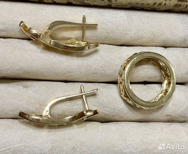 Золотой гарнитур 585