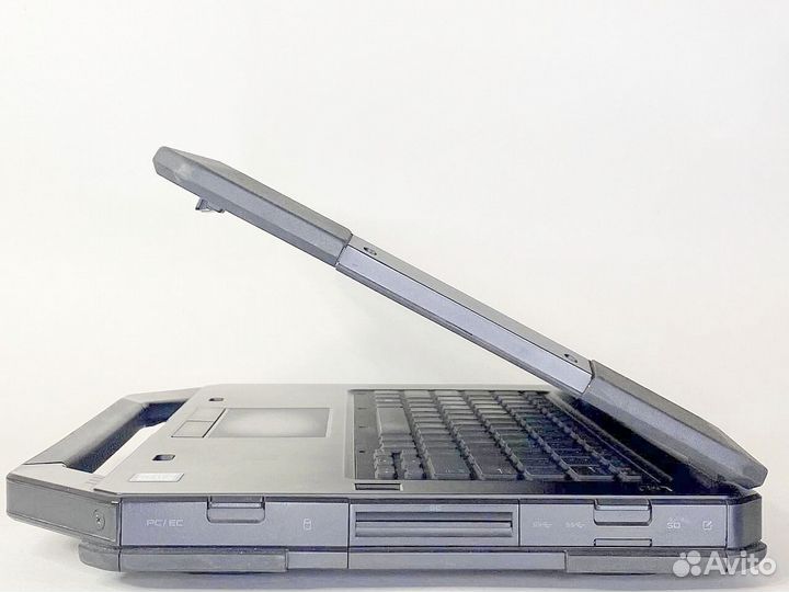 Dell 5414 8Gb SSD 257Gb HD Grh 520 i5-6300U