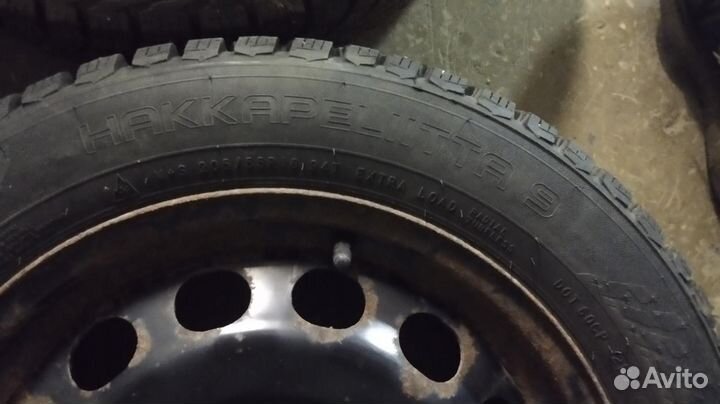 205/55 R16 Nokian Hakkapeliitta 9 Зима Штампованные R16 pсd:5x112 ет:42 DIA:57.1