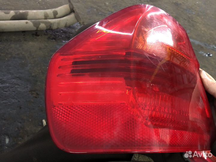 Фонарь задний левый в крыло bmw 3 е90
