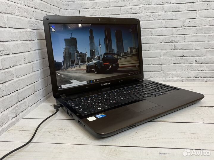 Мощный ноутбук Samsung с гарантией