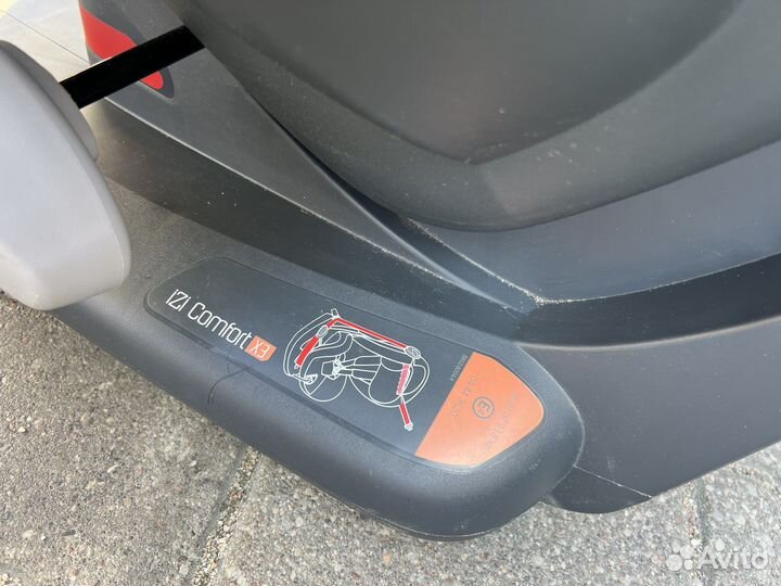 Детское автомобильное кресло