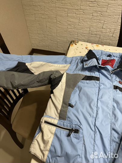 Куртка спортивная