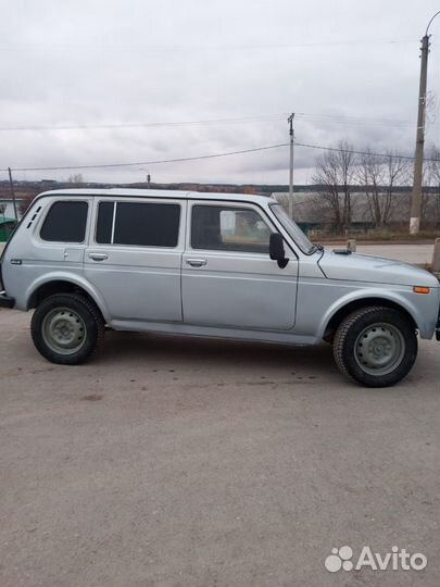 LADA 4x4 (Нива) 1.7 МТ, 2005, 145 000 км