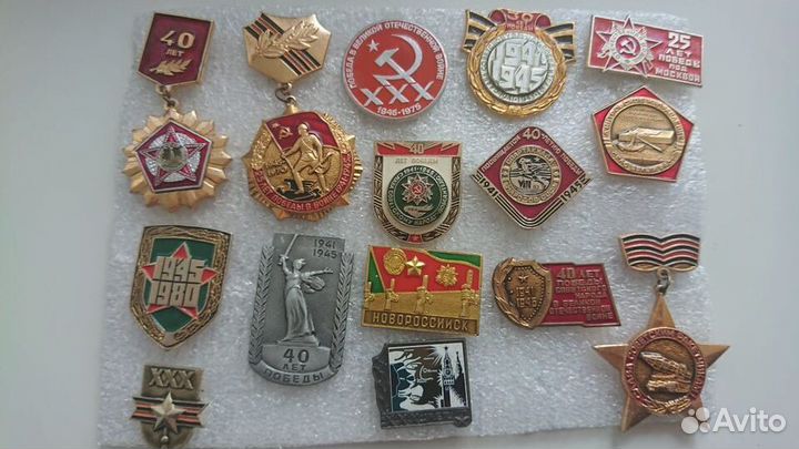 Советские значки на тему ВОВ, города-герои