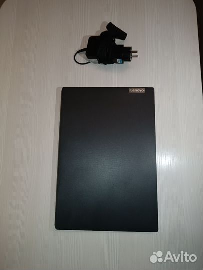 Ноутбук lenovo