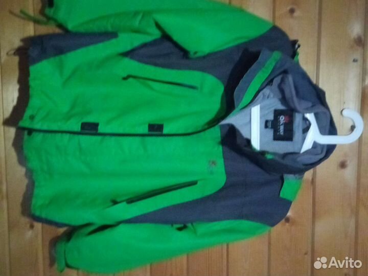 Куртка зимняя на мальчика 134/140