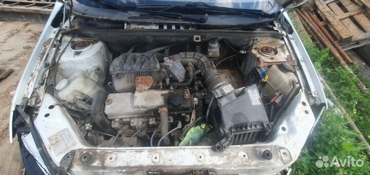В разборе LADA granta лифтбек