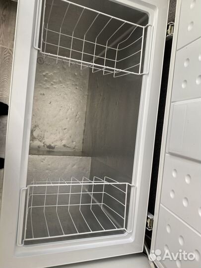 Продам морозильную камеру