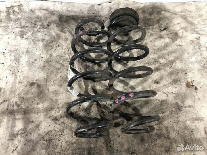 Пружина подвески задняя Audi A4 B8 Рестайл