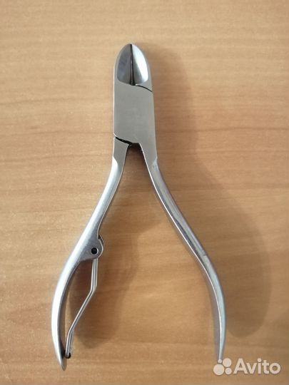 Кусачки для ногтей