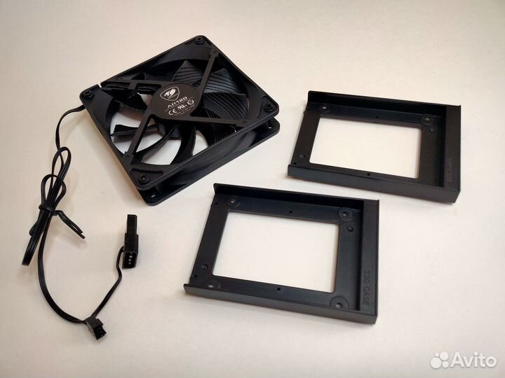 Кулер AR120 (вентилятор), крепление для SSD
