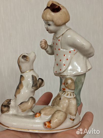 Статуэтка а ну ка отним/ СССР/ фарфор