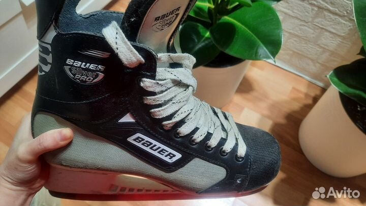 Коньки Bauer, 42 размер
