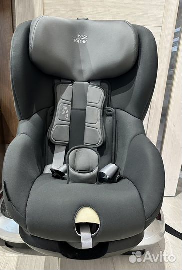 Автокресло britax romer trifix2 i size