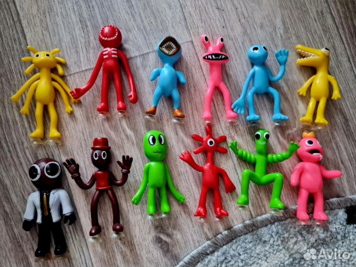 Радужные друзья из роблокс