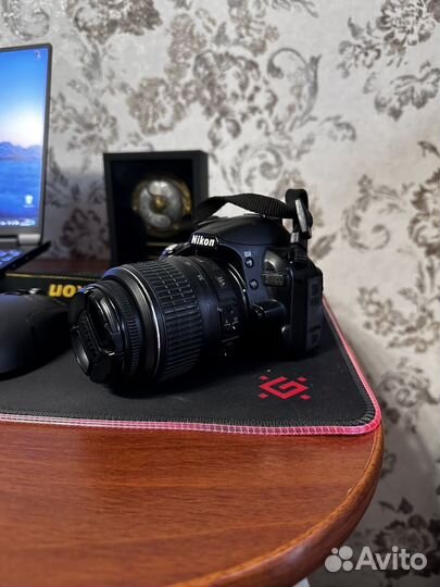 Зеркальный фотоаппарат Nicon d3100