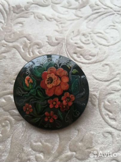 Брошь. Ручная роспись