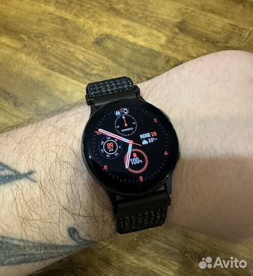 Часы Samsung Galaxy Watch Active 2 40mm
