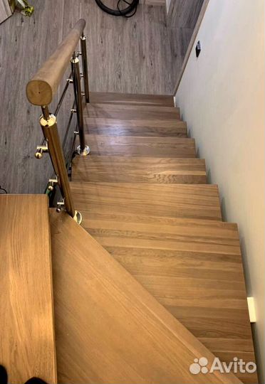 Лестница г-образная на дачу