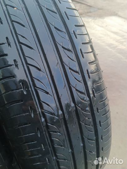 Bridgestone Sneaker 195/70 R15
