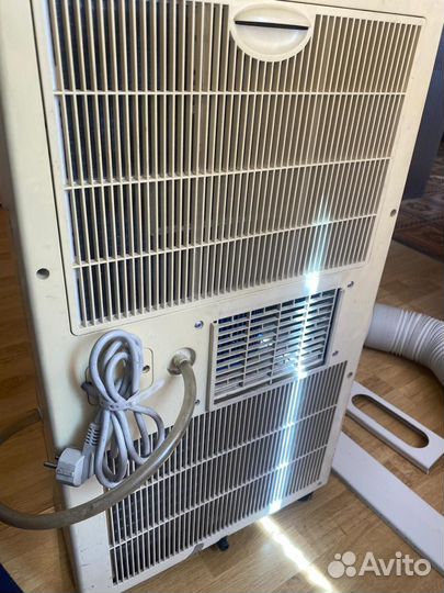 Мобильный напольный кондиционер AEG