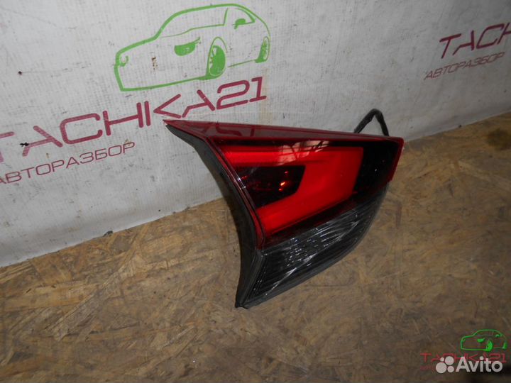 Фонарь задний внутренний левый Nissan X-Trail T32
