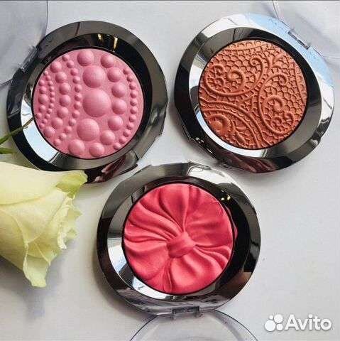 Пудра румяна хайлайтер дименшенс Мэри Кэй