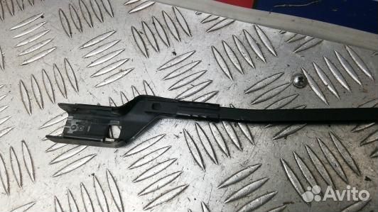 Щеткодержатель лобового стекла ford kuga 1 (1AR15O