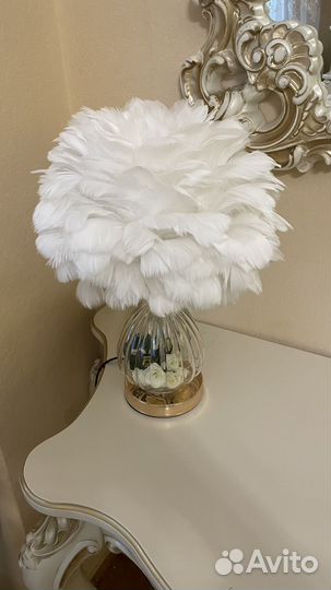 Лампа настольная