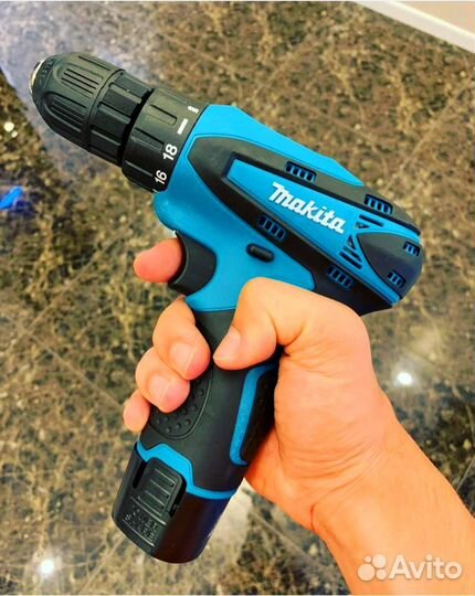 Шуруповёрт Макита 12V новый