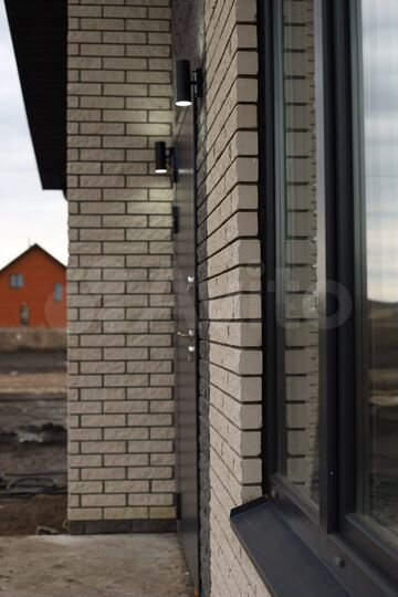 Коттедж 109 м² на участке 8 сот.