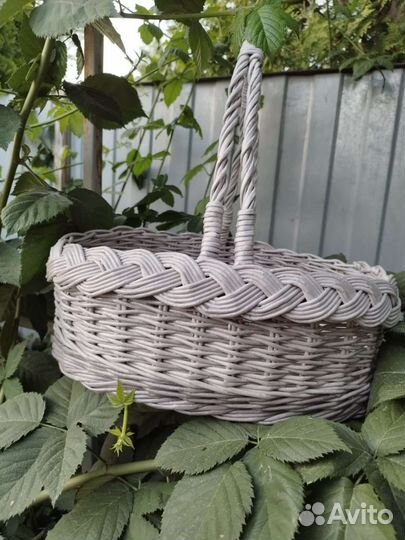 Корзина плетеная ручного производства