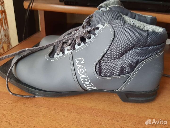 Лыжные ботинки Nordik 39 размер