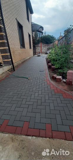 Благоустройство с укладкой тротуарной плитки